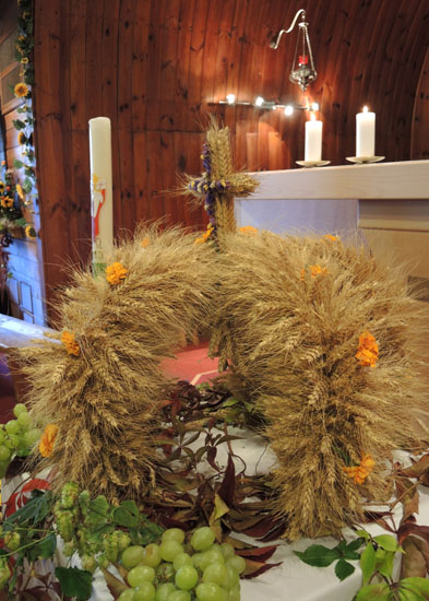 ErntedankWeiheKG2013 039